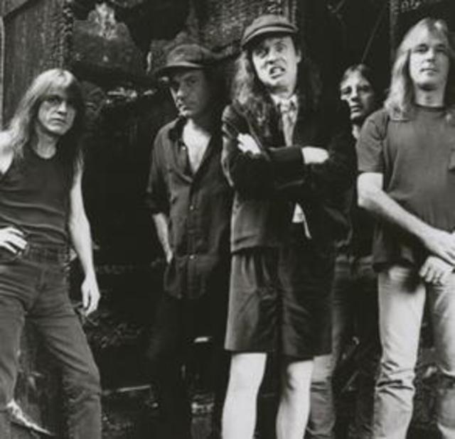 Best Vintage Pictures Of Immortal AC/DC | History Lovers 
