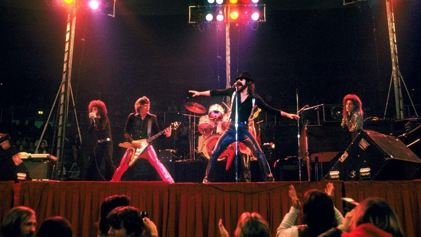 PROVIDENCE, RI - JANUARY 1974: The J.Geils Band (l-r): Magic Dick, J. Geils [Guitar], Peter Wolf and Seth Justman perfoms at the Providence Civic Center in January 1974 in Providence, Rhode Island. (Photo by Ron Pownall.Getty Images) 