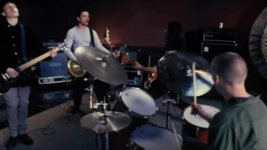 Third Eye Blind - "Semi-Charmed Life" [Official Music Video]